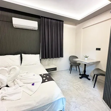 Hotel Marina Lora Sigacik