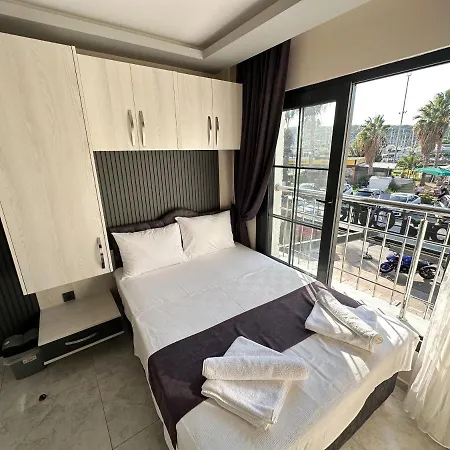 Hotel Marina Lora Sigacik
